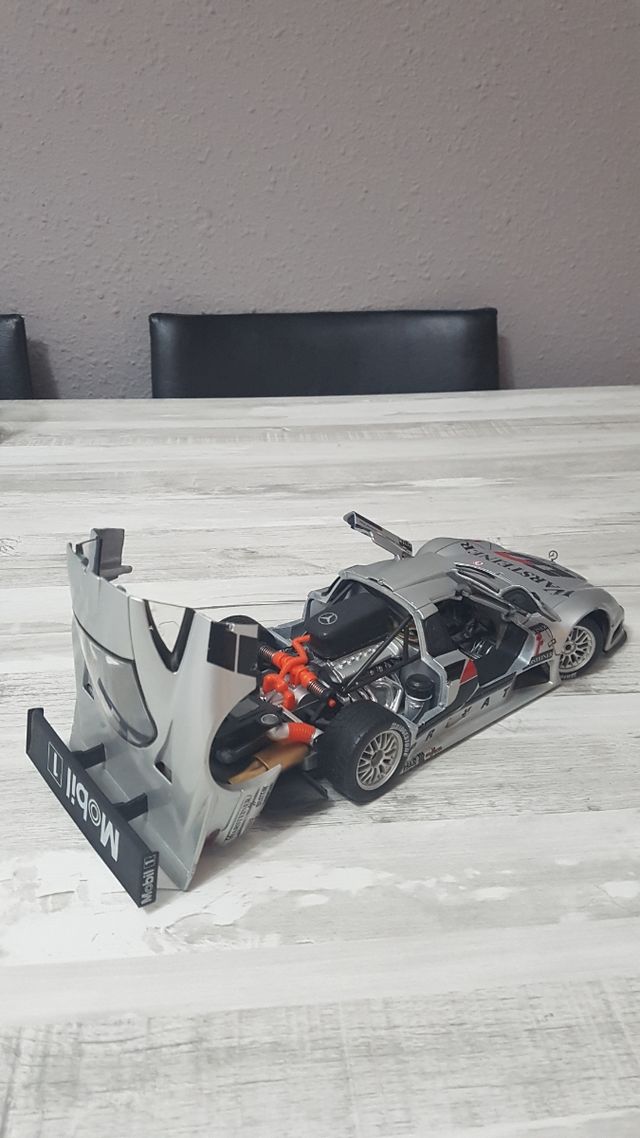 mercedes CLK-GTR Escala 1/18