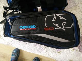 Maletas Oxford Impermeables para moto como NUEVAS de segunda mano por 100  EUR en Gijón en WALLAPOP