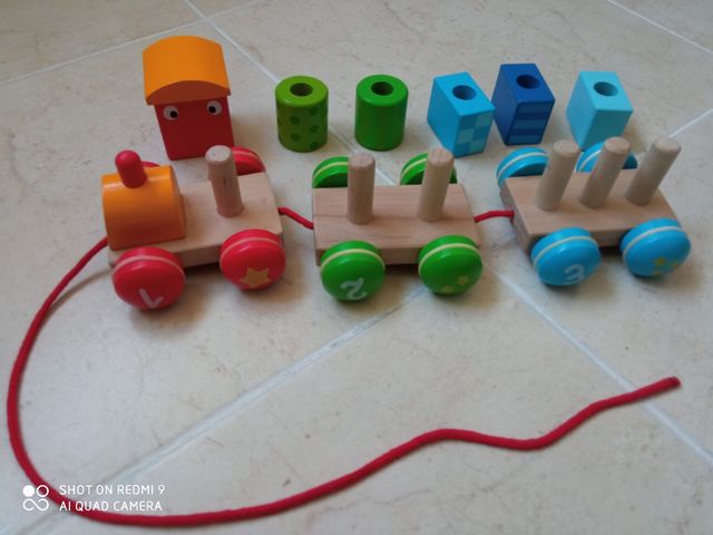 TRENECITO DE MADERA DESMONTABLE