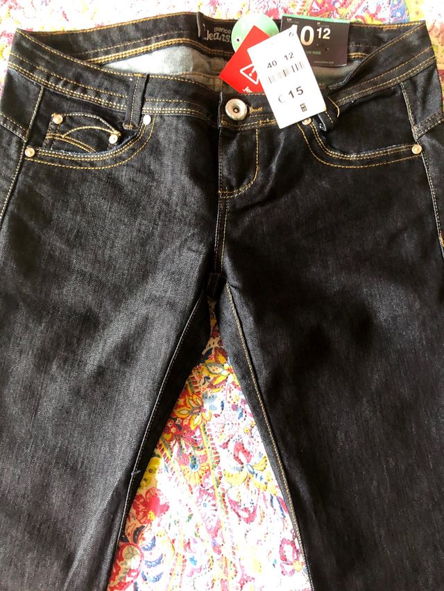 Pantalón vaquero negro