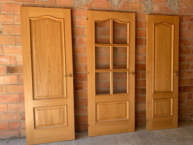 Conjunto 8 puertas roble macizas. Varias medidas