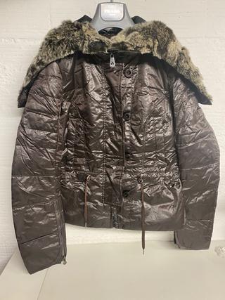 CHAQUETA/ANORAK MARRON PEUTEREY T.42 nueva