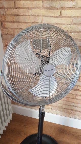 Ventilador Industrial de segunda mano en Valencia en WALLAPOP VENTILADOR INDUSTRIAL ORBEGOZO. de segunda mano por 55 € en