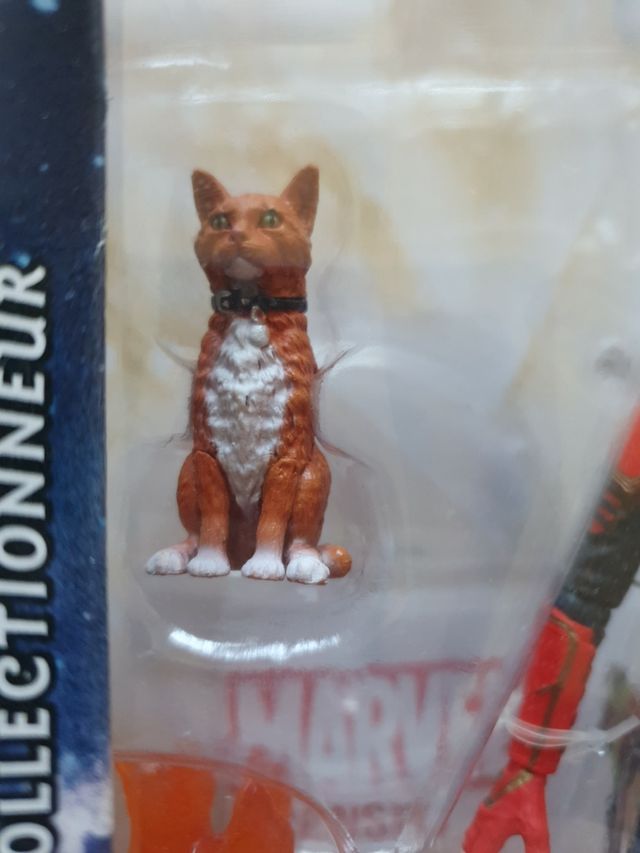 Capitana Marvel sin abrir