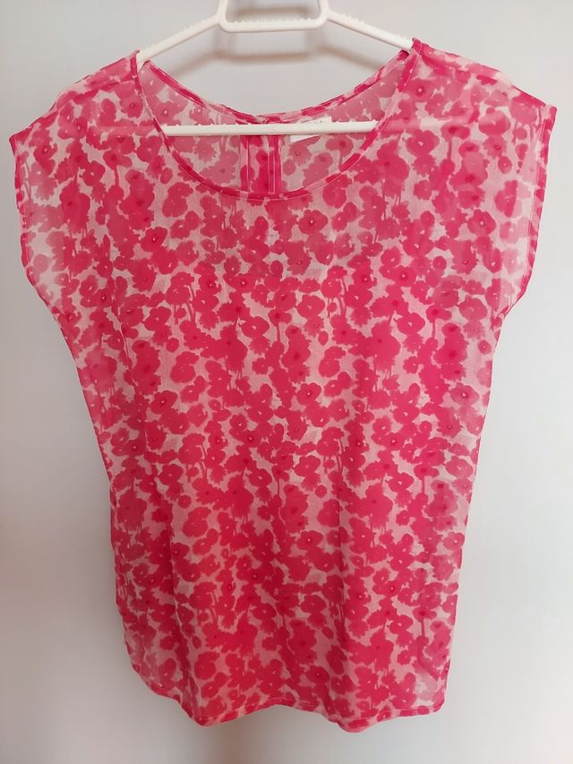 Conjunto,camisa sedosa y camiseta básica