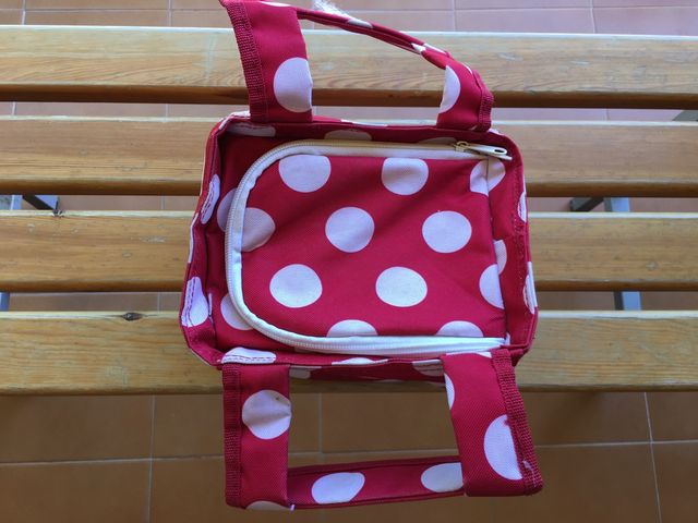 Nevera porta alimentos