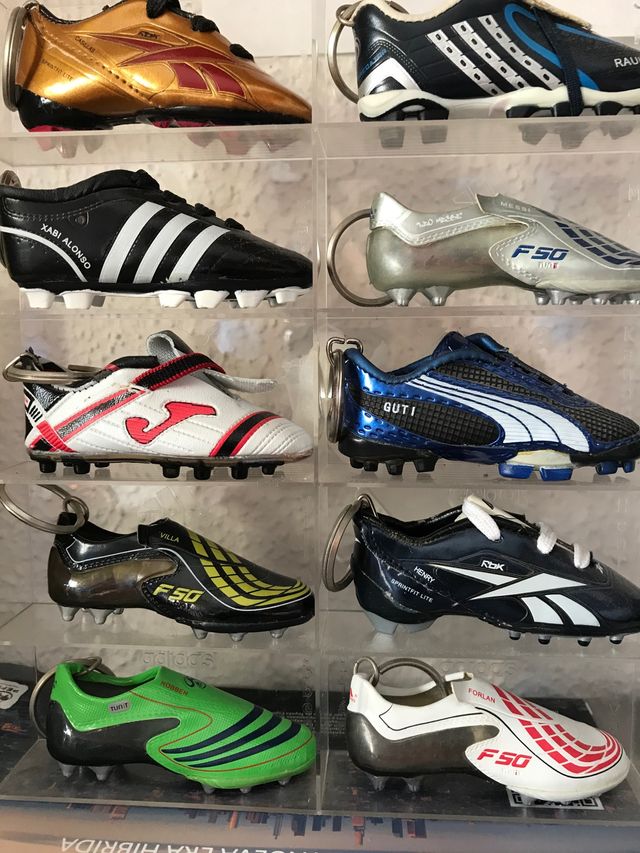 Colección llaveros de botas de fútbol