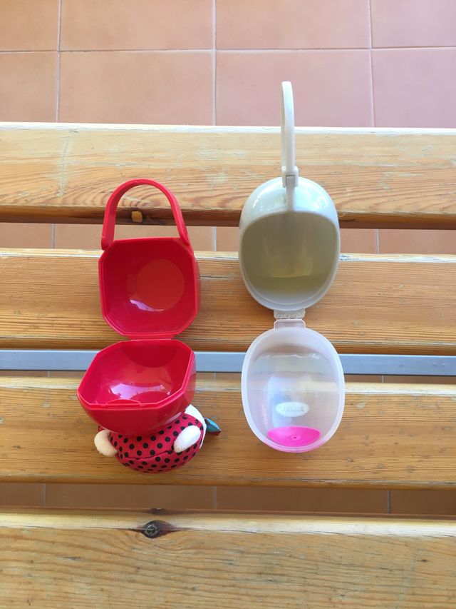 Porta chupetes tuc tuc y jane