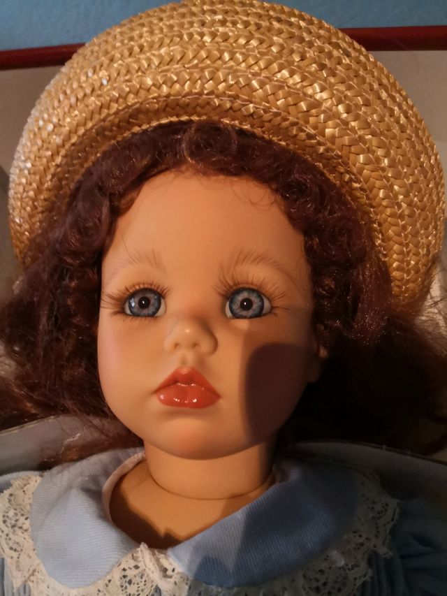 Muñeca única , descatalogada