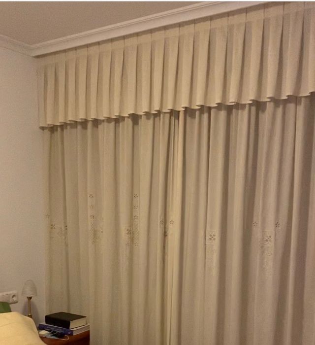 Cortinas con baldó incorporado 