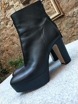 BOTIN TRACK PIEL - Negro | ZARA España