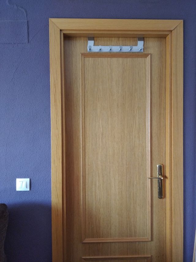 COLGADOR PARA PUERTA