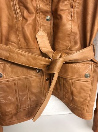 CHAQUETA PIEL CAMEL STRADIVARIUS T. M PIEL
