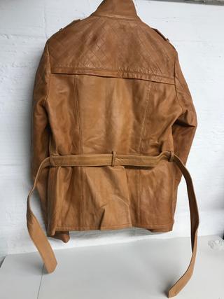 CHAQUETA PIEL CAMEL STRADIVARIUS T. M PIEL