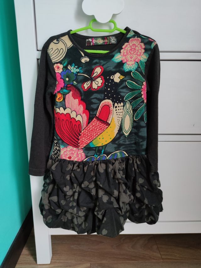 Vestido de niña de Desigual talla 3-4 años