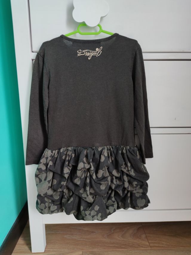 Vestido de niña de Desigual talla 3-4 años