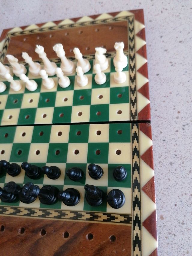 Ajedrez viaje marquetería