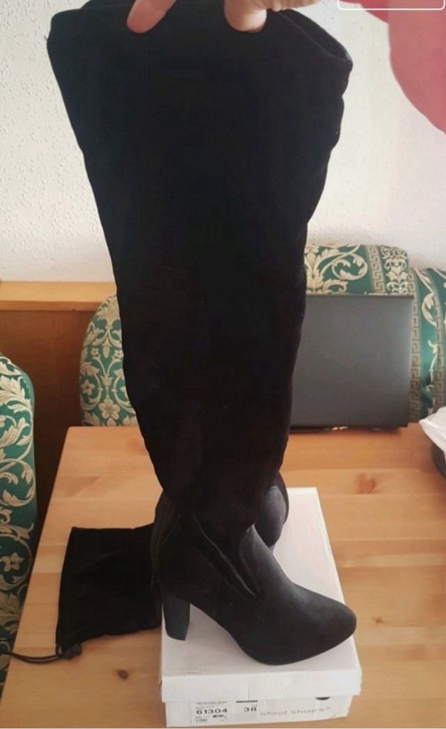 Botas altas a estrenar