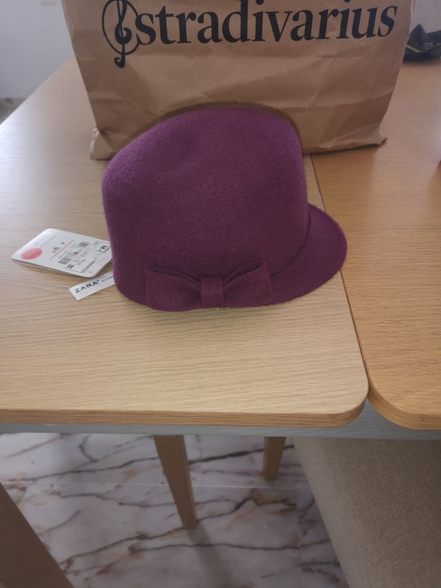 preciosa gorra ZARA