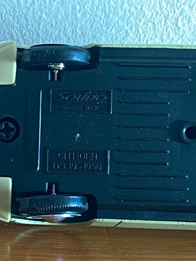 Antiguo Citroen DS 19