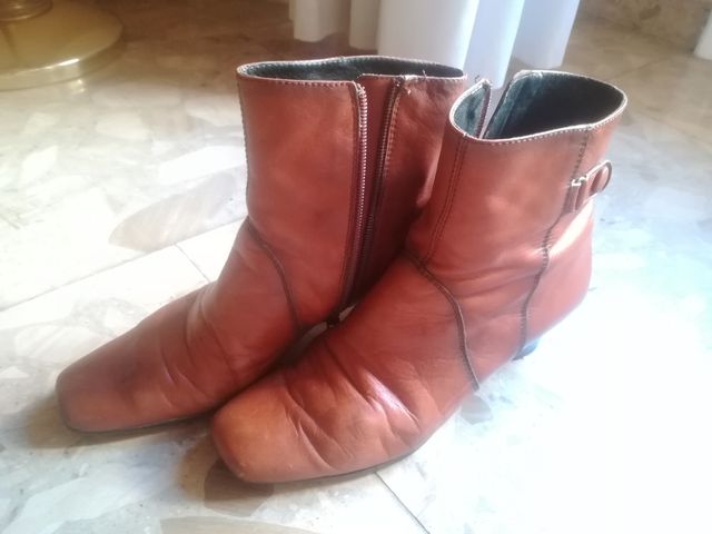 Botines marrones