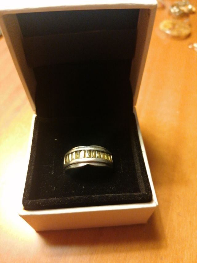 Anillo de plata 925 con circonitas verdes