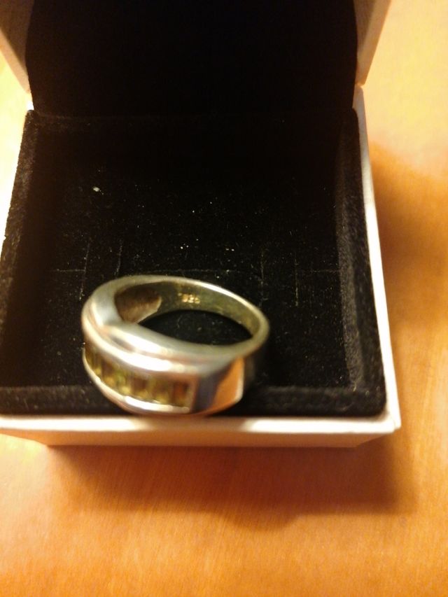 Anillo de plata 925 con circonitas verdes