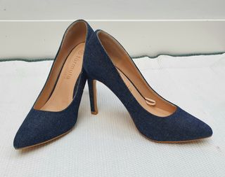 ZAPATOS TACÓN FÓRMULA JOVEN NUEVOS TALLA 36 de segunda mano por 16 EUR en A  Coruña en WALLAPOP