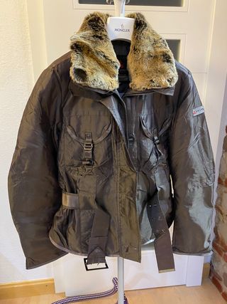 ANORAK MORADO PEUTEREY T.42 nuevo