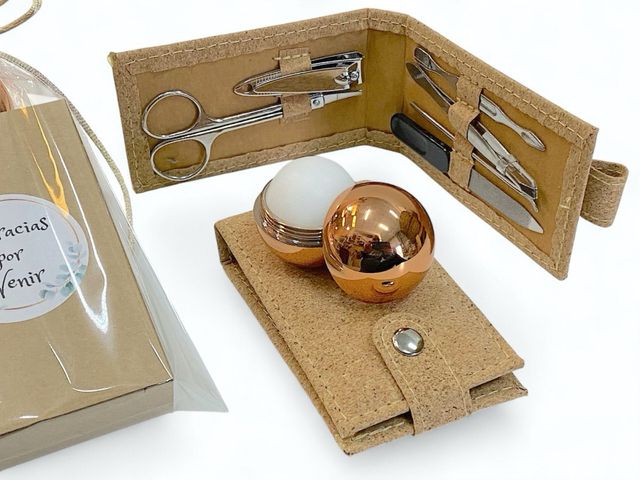 regalos para bodas set manicura y bálsamo labial