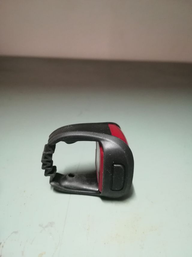 MEDIDOR PULSACIONES DE DEDO