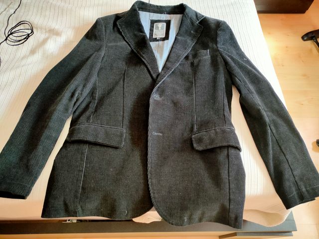 Chaqueta pana negra Zara