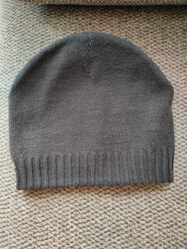 Se vende gorro de lana
