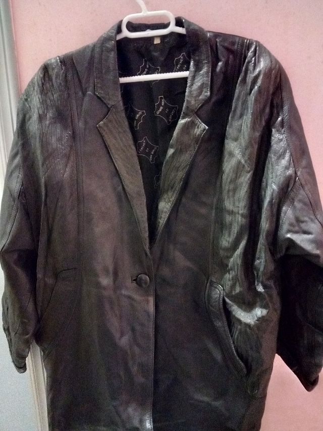 Cazadora de piel negra vintage