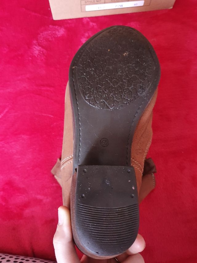 Botines de piel marrón 40