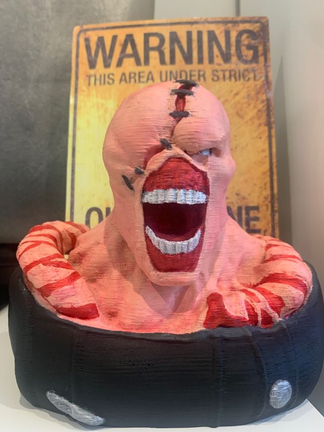 Busto Nemesis 3D pintado