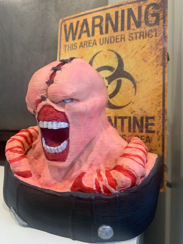 Busto Nemesis 3D pintado