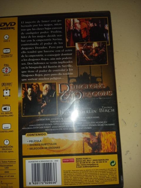 DVD de la peli DRAGONES Y MAZMORRAS