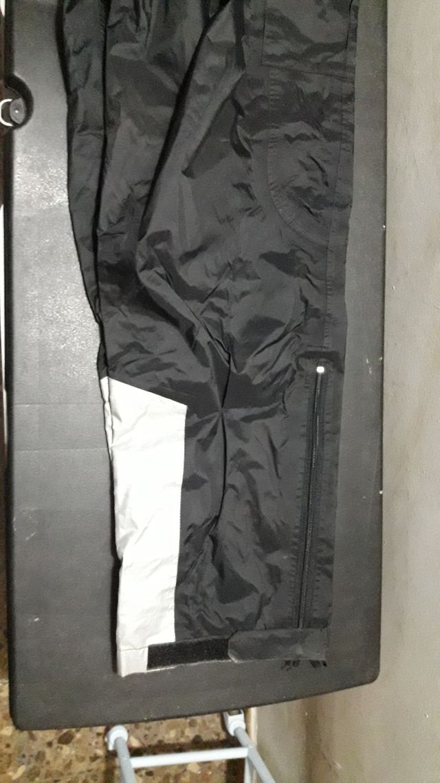 Pantalon lluvia