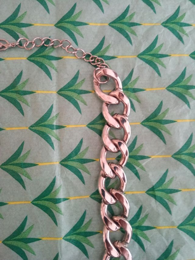 Collar Y2K de cadena metal de Stradivarius