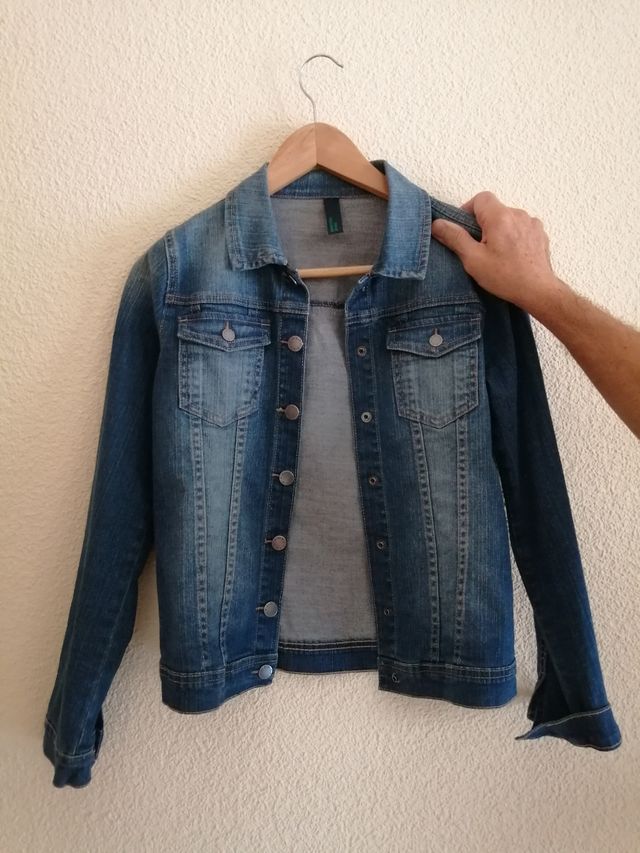 aves de corral Camion pesado operación Cazadora Vaquera Benetton de segunda mano por 7 € en Valladolid en WALLAPOP aves de corral Camion pesado operación Cazadora Vaquera Benetton de segunda mano por 7 € en Valladolid en WALLAPOP