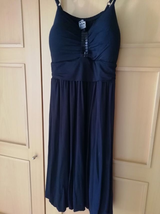 vestido negro en punto de algodón