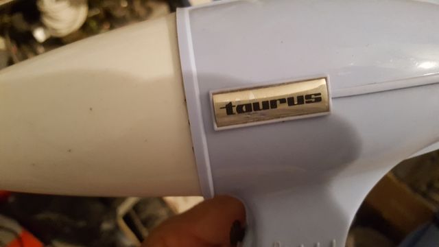 Asciugacapelli antico Taurus