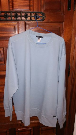 Sudadera decathlon azul claro nueva de segunda mano por 5 EUR en  Valdemorillo en WALLAPOP