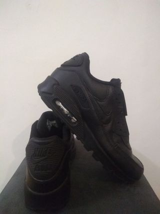Nike Air Max 90 de segunda mano por 60 EUR en Barcelona en WALLAPOP