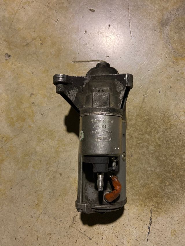 Se vende motor de arranque Renault Megane