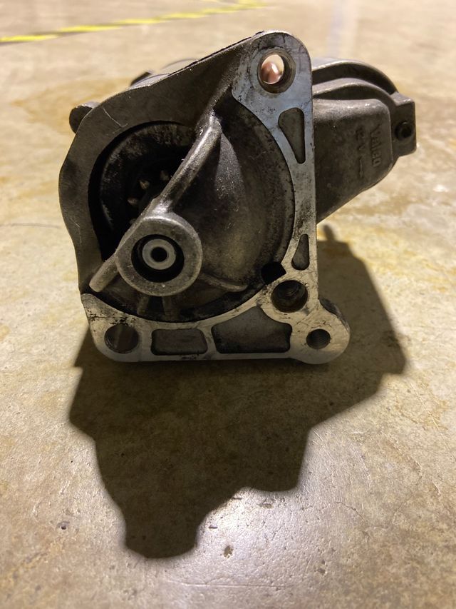 Se vende motor de arranque Renault Megane