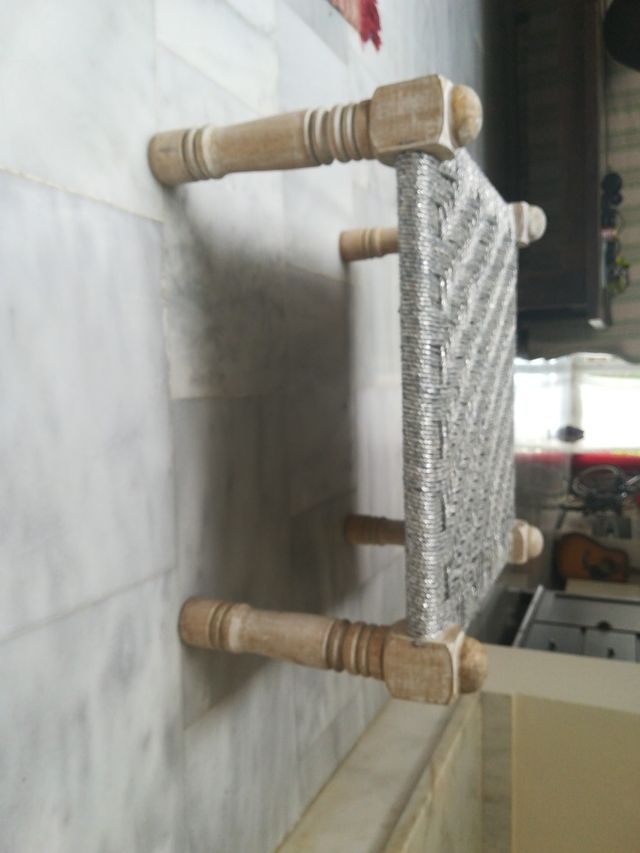 mesita de rincón en fibra natural