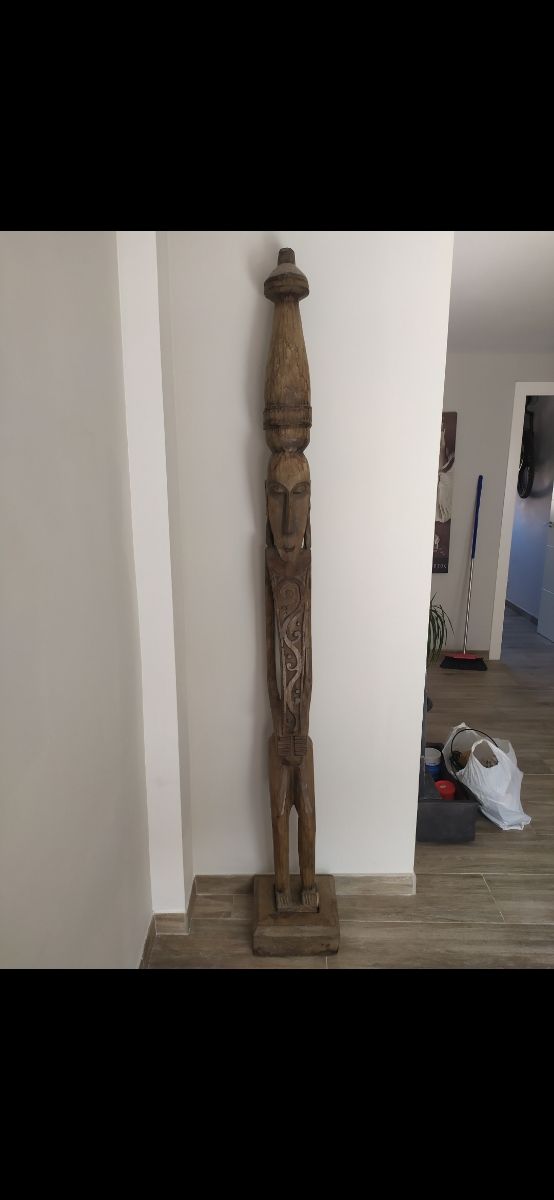 Figura indica madera