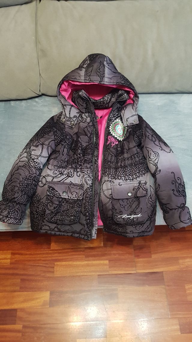 Chamarra Desigual talla 9,10